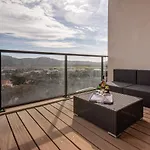 Apartamento Chateau-19 By Interhome